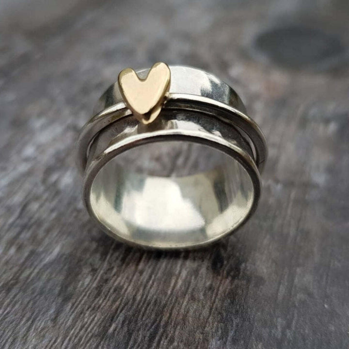 Retro Silver and Gold Heart-Shaped Ring