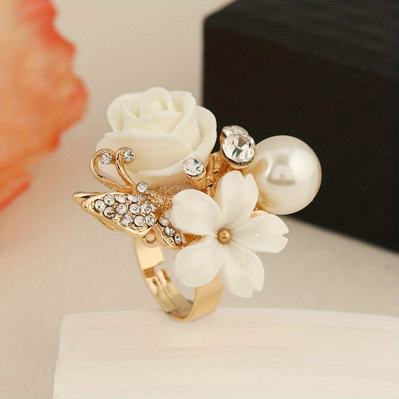 Rhinestone Floral White Ring