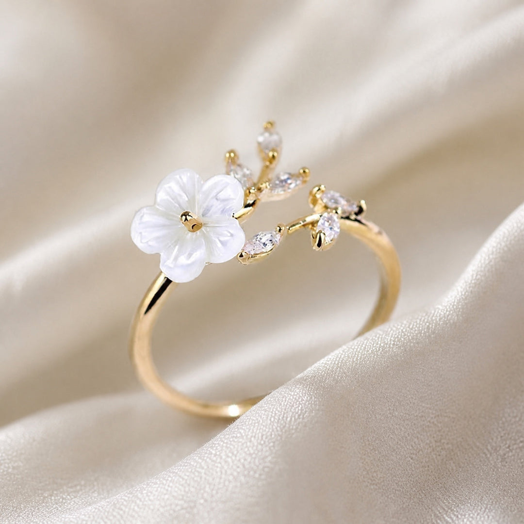 Artistic Floral Leaf Band