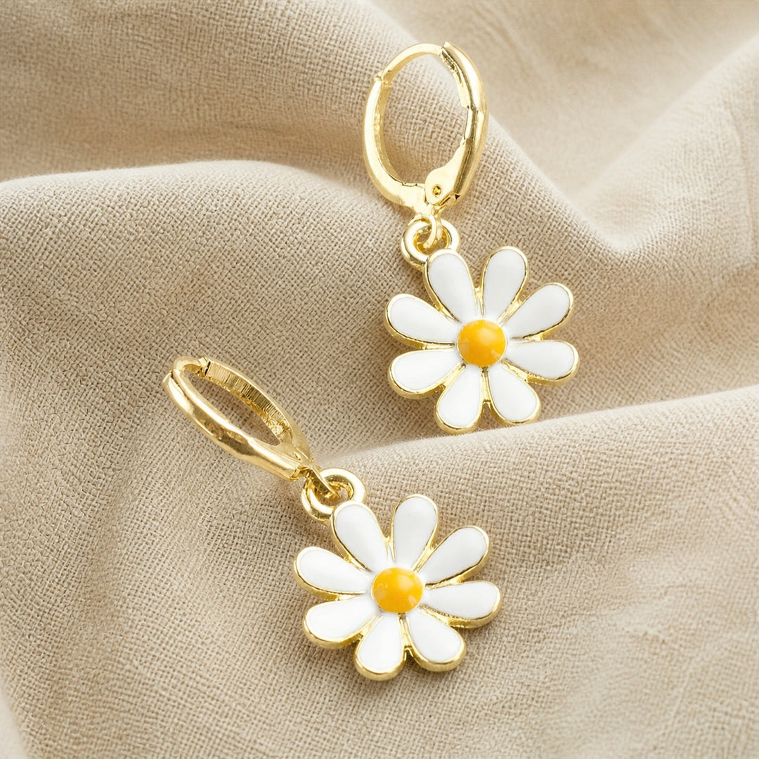 Daisy Blossom Drop Earrings