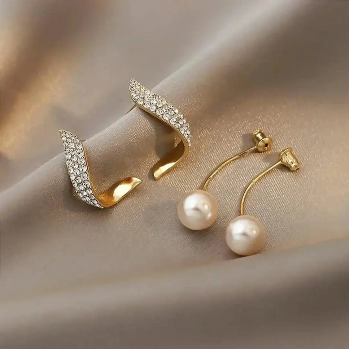 Sophisticated Gold Earrings with Pearl Drops