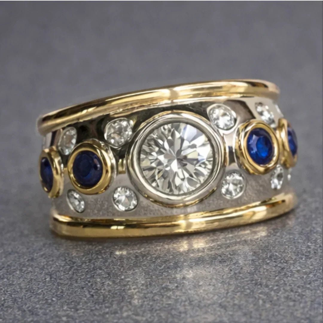 Vintage Oval Gemstone Ring in Antique Gold