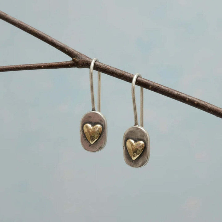 Retro Gold Inlaid Heart-Shaped Earrings