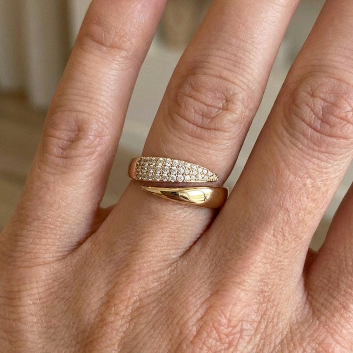 Elegant Crossover Wrap Band