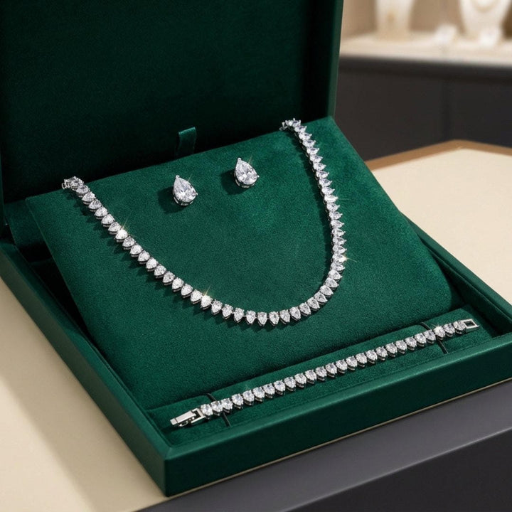 Stunning Clear Round Cubic Zirconia Complete Bridal Set