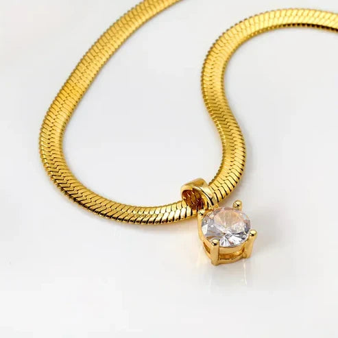 Chic Rhinestone Pendant Necklace