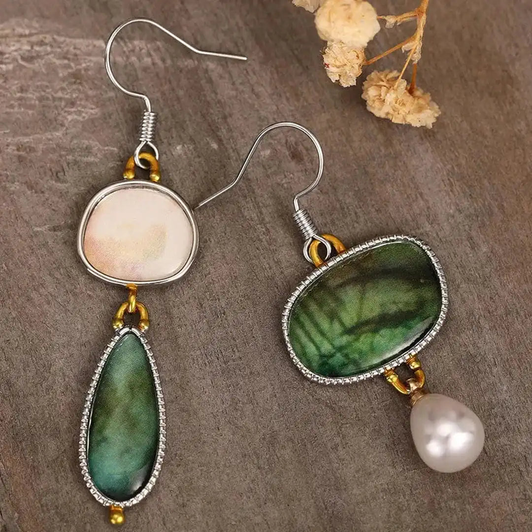 Retro Green and White Stone Earrings