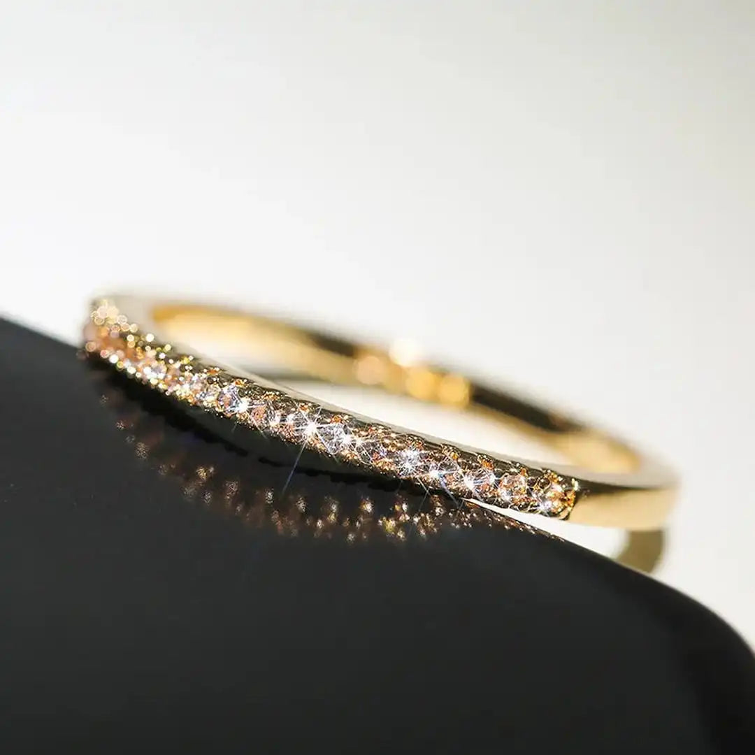 Elyse Simple Zirconia Band