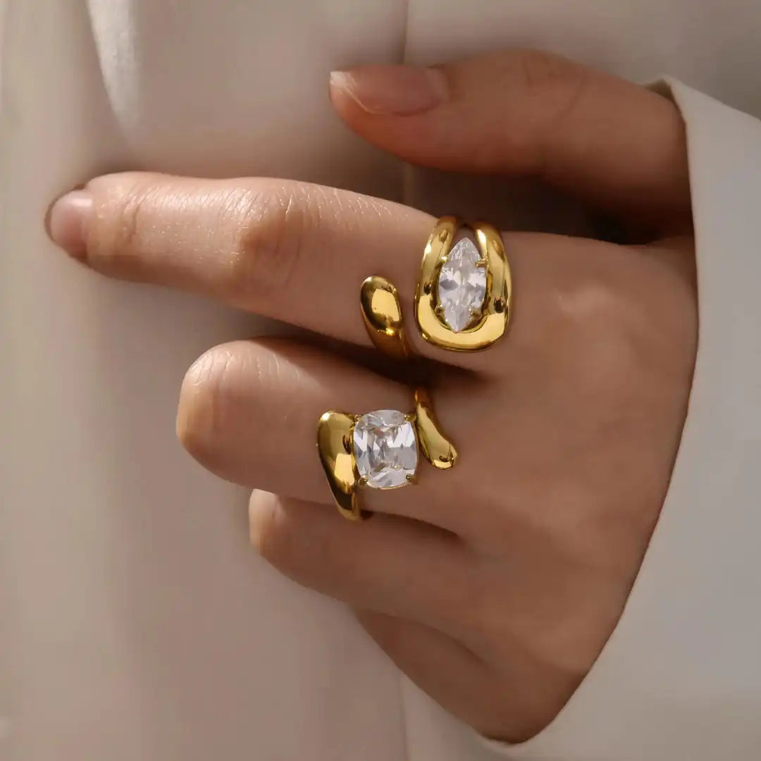 Eternal Gold Teardrop Zirconia Ring