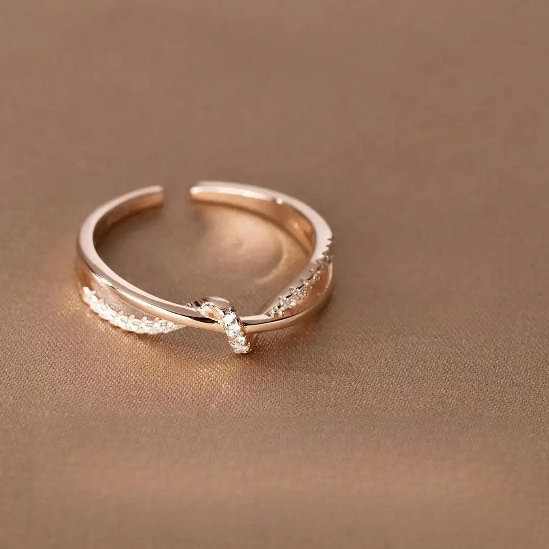 Timeless Cross Knot Band