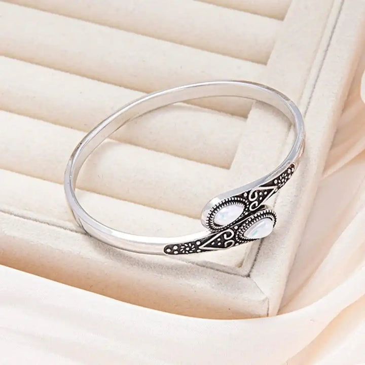 Retro Bracelet Featuring Vibrant Gemstones and Tribal Motifs