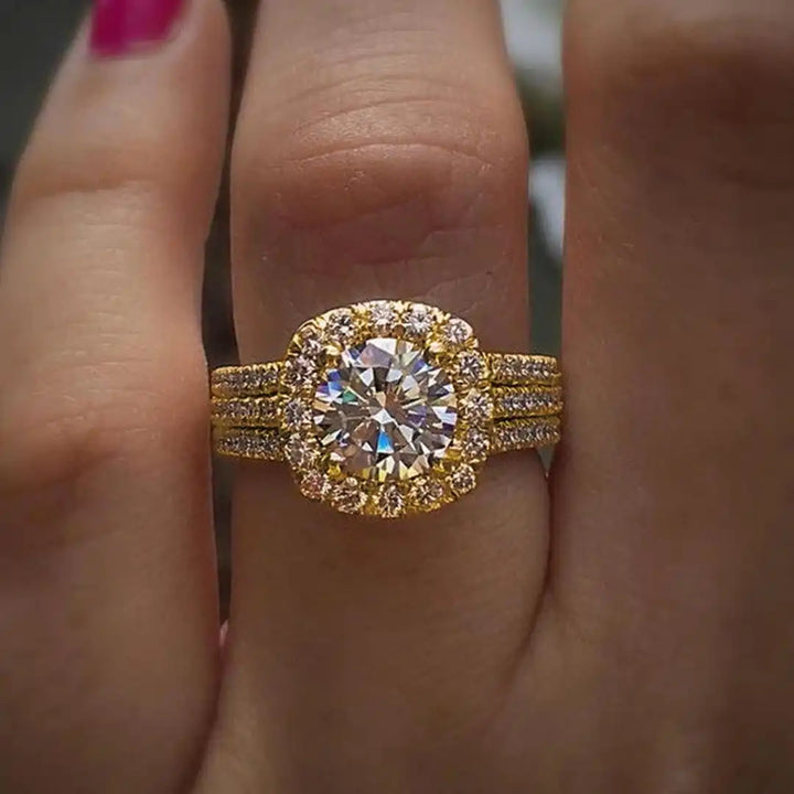 Cushioned Halo Pavé Statement Band