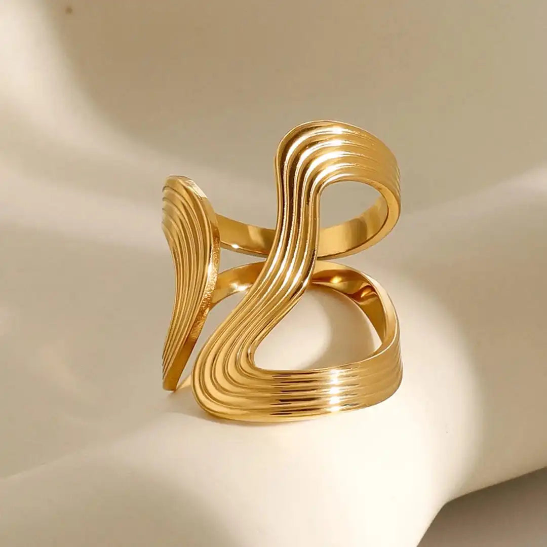 Elegant Gold Beaded Ring