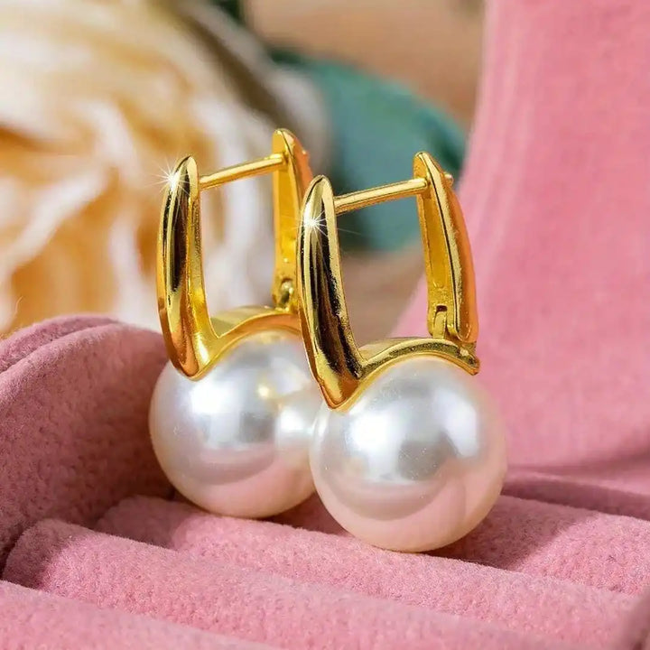 Retro Golden Pearl Earrings
