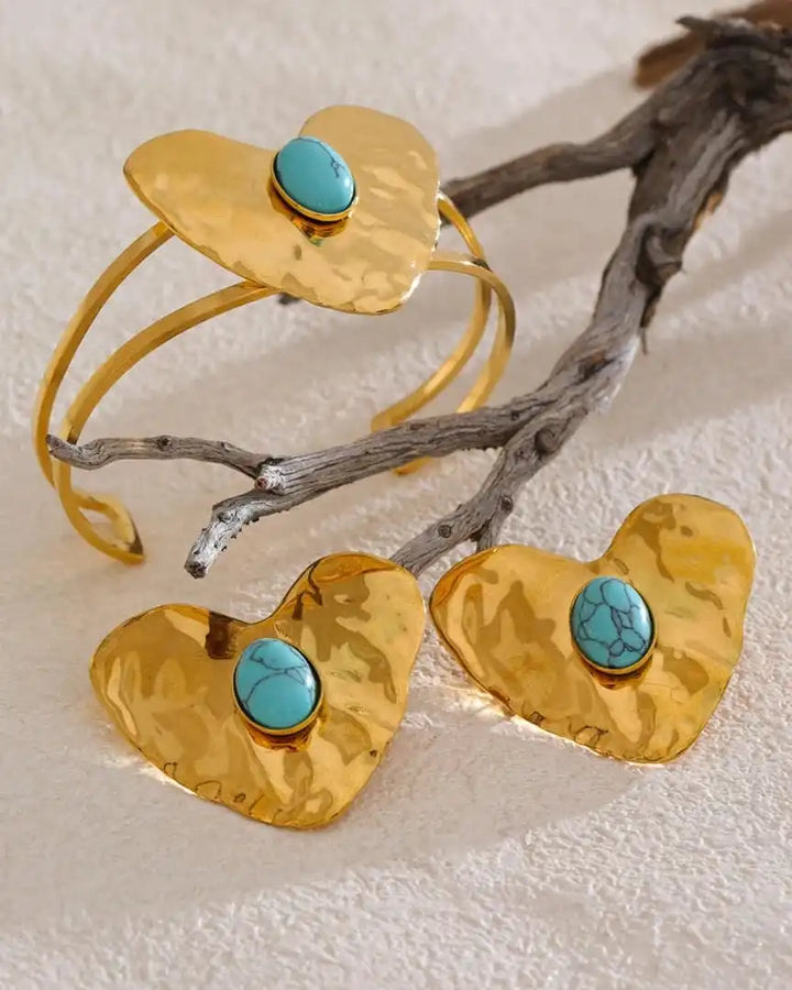 Retro Gold Inlaid Turquoise Heart Jewelry Set: Earrings, Ring & Bracelet