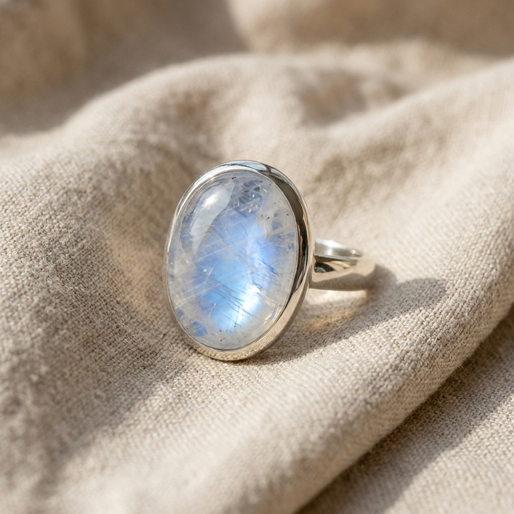 Antique Silver Oval Moonstone Ring