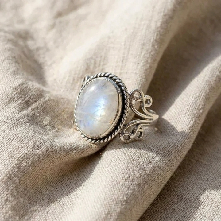 Scroll Band Oval Moonstone Ring