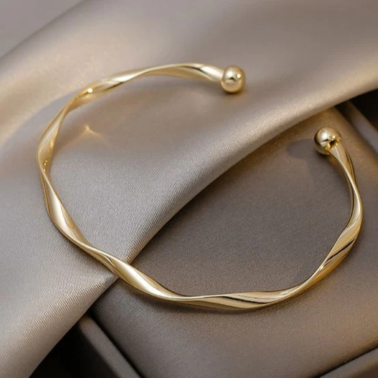 Chic Golden Open Cuff Bracelet