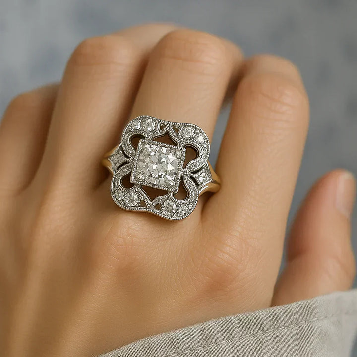 Retro Zirconia Gold Band