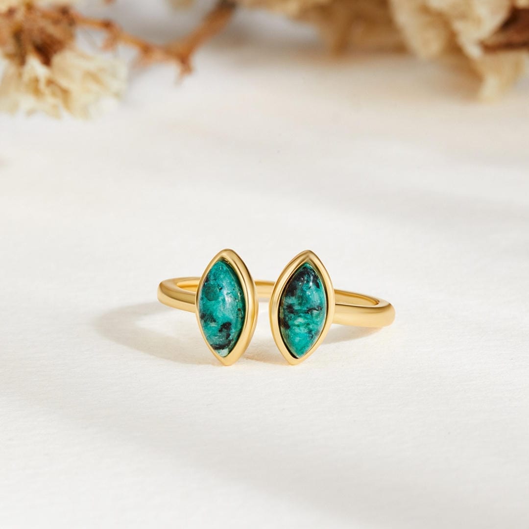 Emerald Elegance Adjustable Wrap Ring