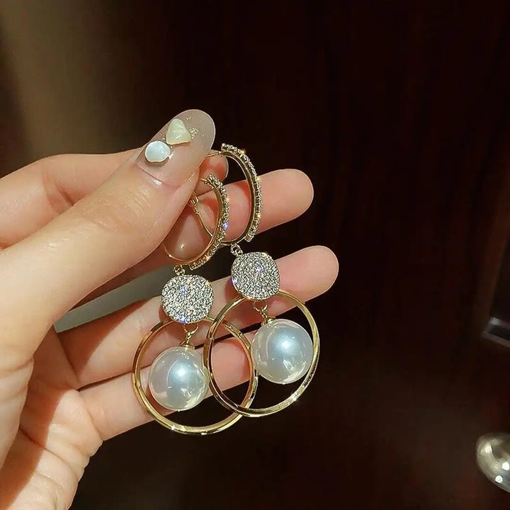 Earrings Featuring Cultured Pearls and Decorative Beads